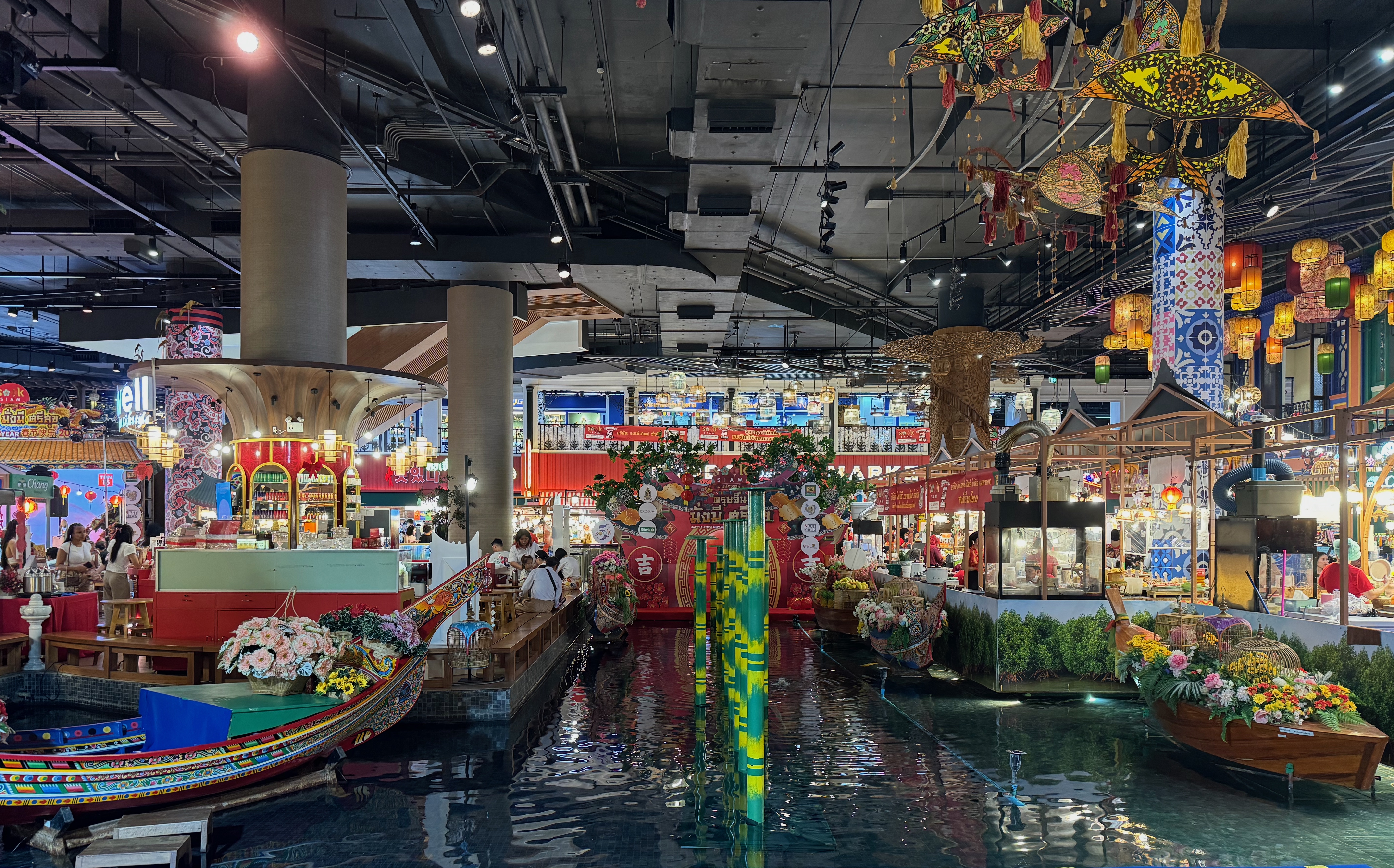 ICONSIAM food court