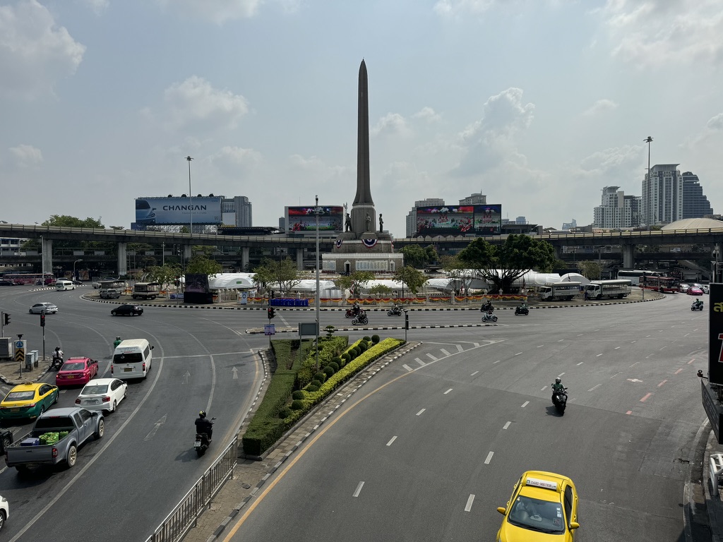 Victory monument